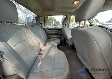 2015 Ram 1500 St z USA, uszkodzony, nr VIN 1C6RR6KT9FS535906